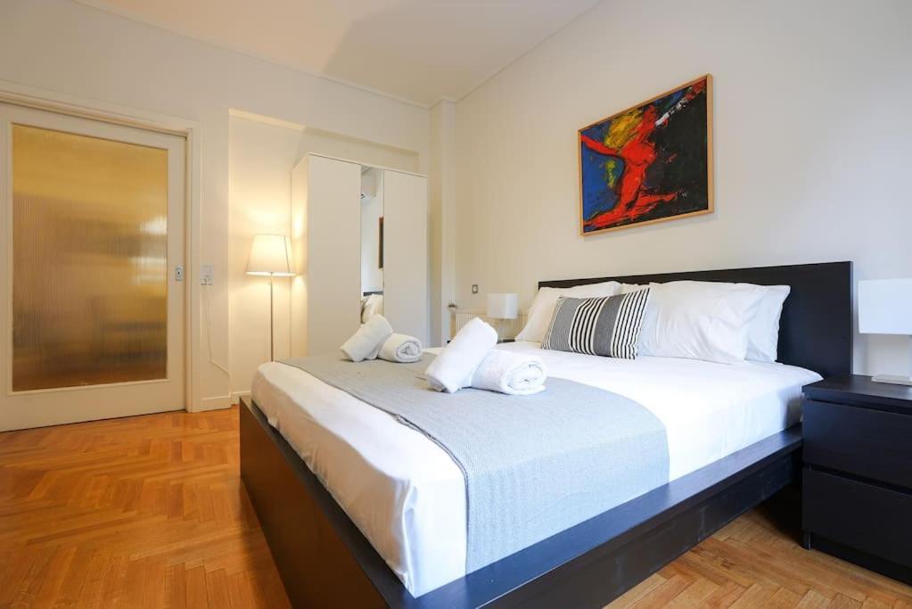 Syntagma Square, 60Sqm Dream Suite Athen Exterior foto
